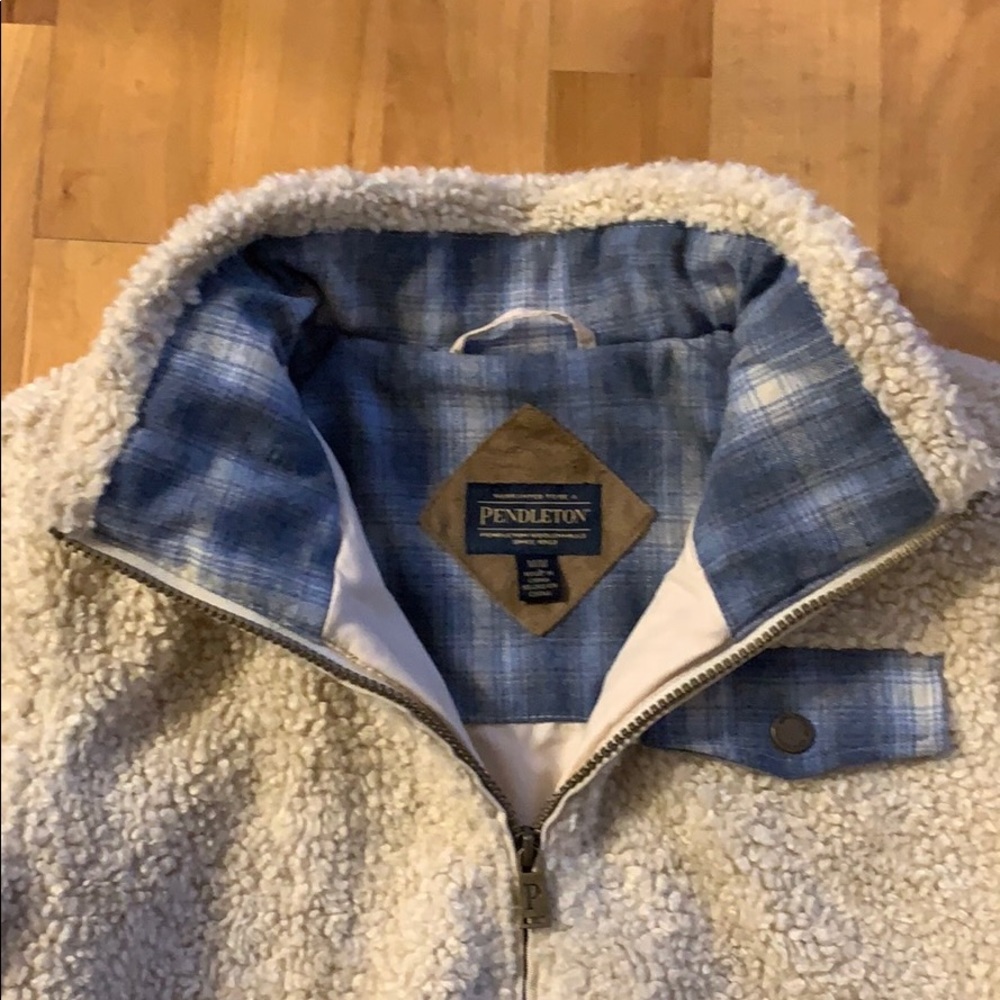 Pendleton Fuzzy Jacket Plaid Sherpa shearling look - Picture 2 of 5